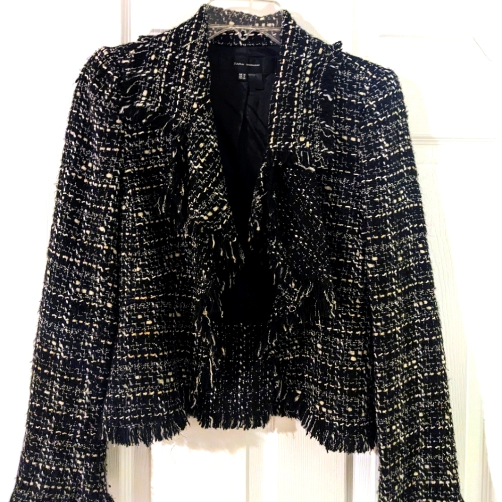ZARA WOMAN Black White FANTASY FRAYED BLAZER JACKET TWEED CROPPED SIZE 4/SMALL